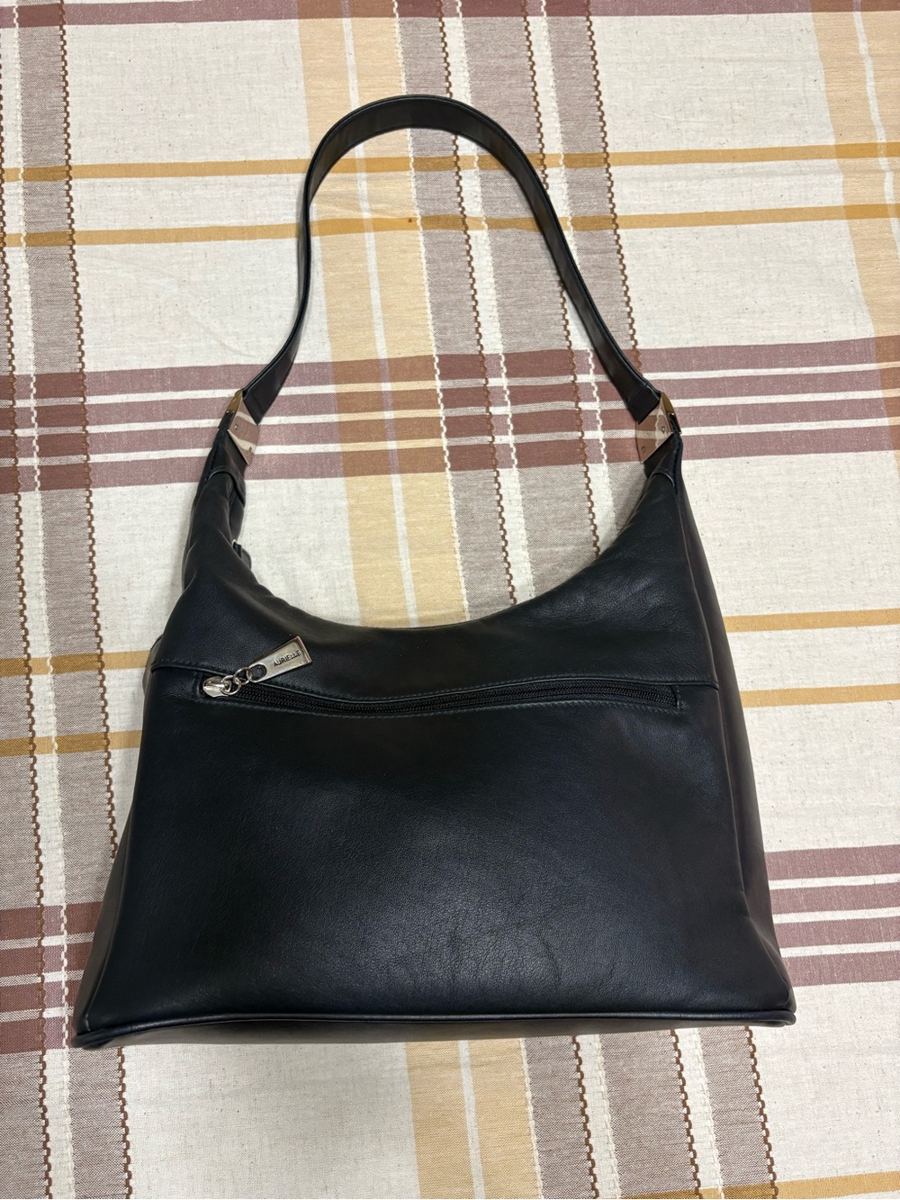 Classic Navy Blue Leather Shoulder Bag - Sleek Everyday Carry